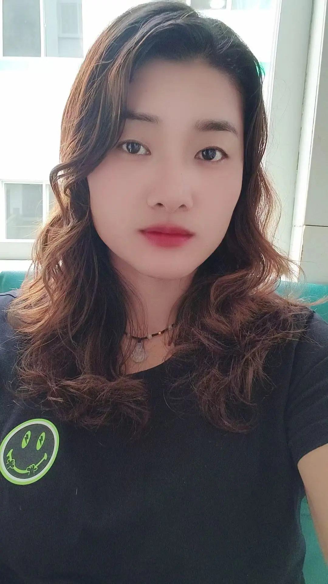 低调不代表我没光芒，善良不代表我懦弱，属于我的，我怕我让给你，你都拿不...