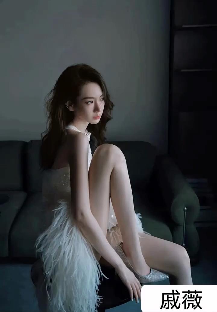十四位女明星美腿照谁的腿最漂亮[赞][赞][送自己一朵花][送自己一朵花]娱乐 