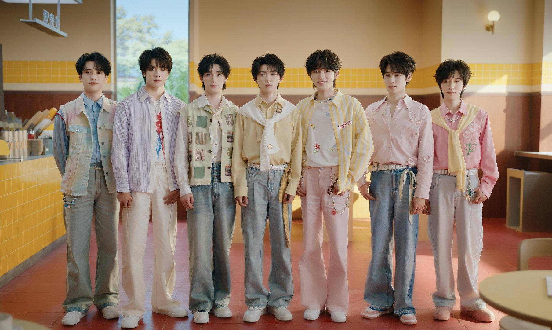 五一难题被团灭了 还在为五一出游的各种小事烦恼？不管是定游玩路线，还是选景区附近