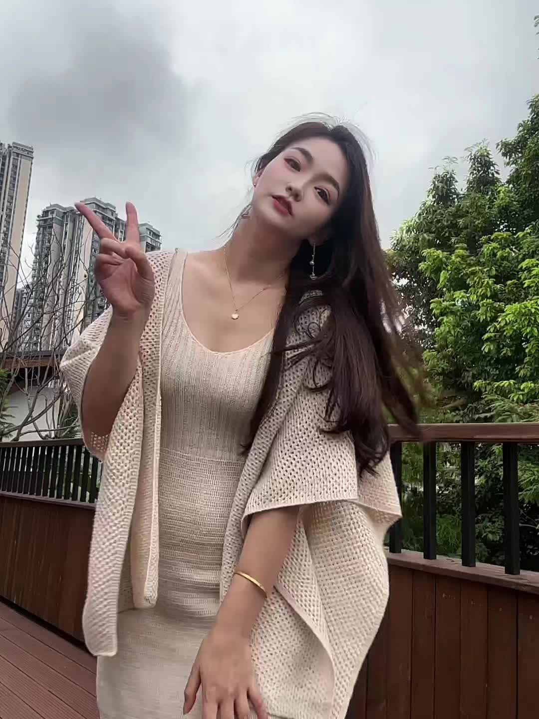 不要因为5分钟的不开心 而影响了你一天23小时55分钟的快乐😋😋