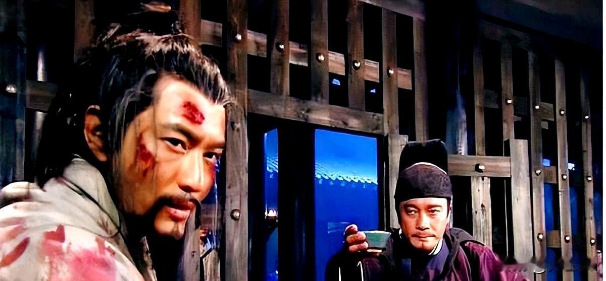 1142年，岳飞在临安大理寺监狱，被两根大铁棒夹碎胸膛而死。死后无人收尸，一个叫