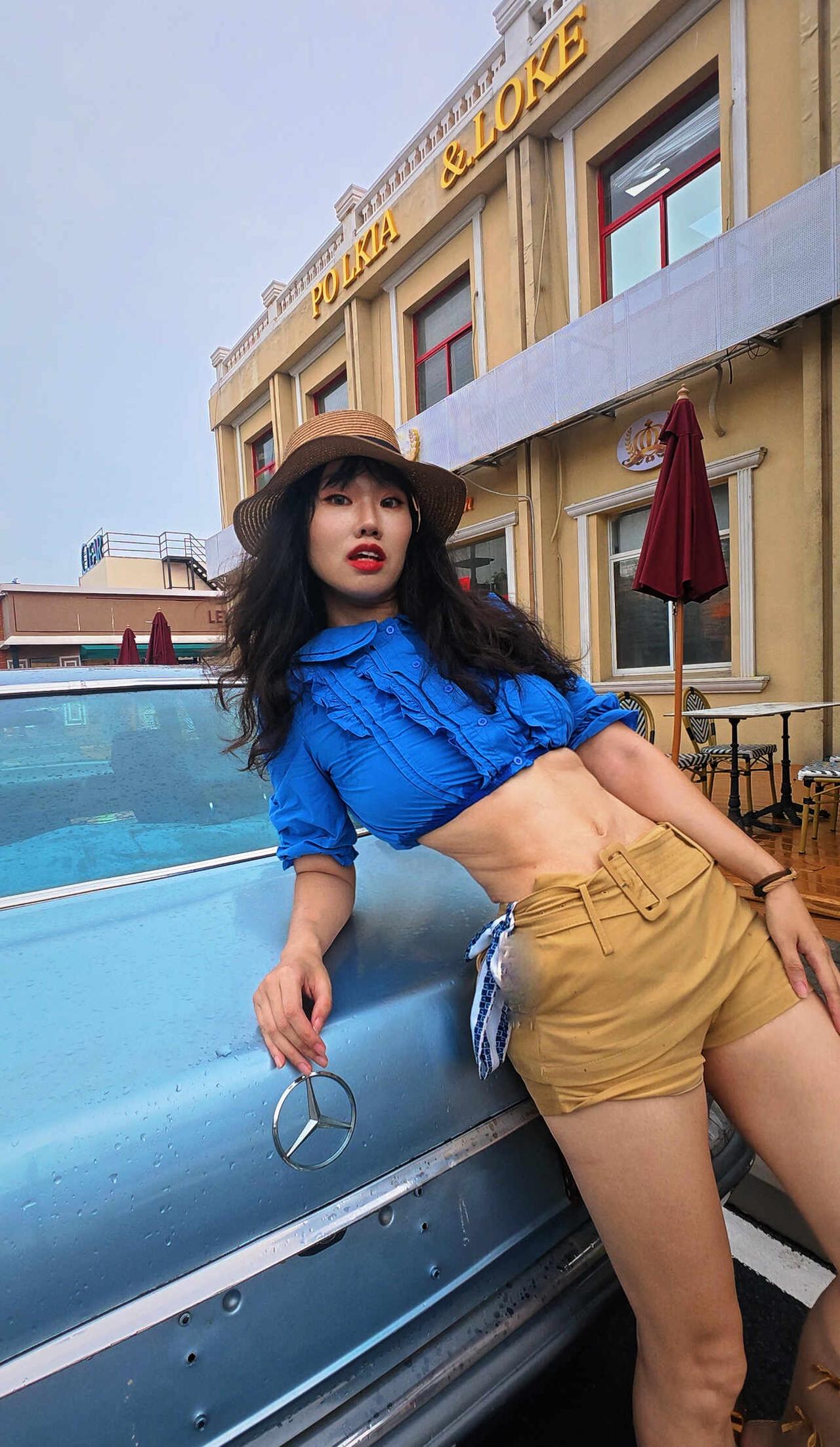 上海梦谷南
肌肉女生 假装在海边度假 一起去度假 howto出片 上海cityw
