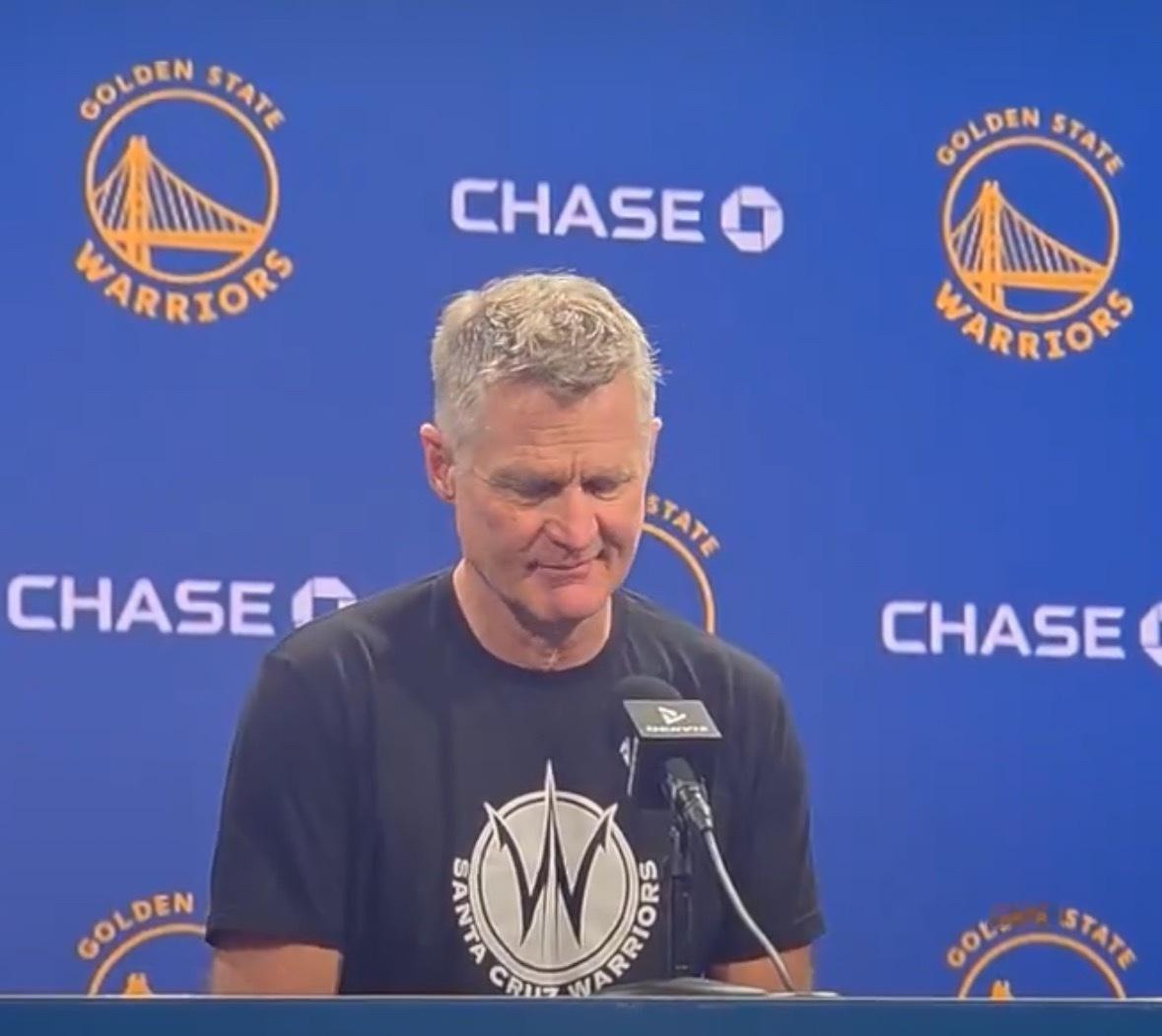 科尔希望追梦能在接下来客场比赛复出 我们想说 他能不能 能不能 .. 