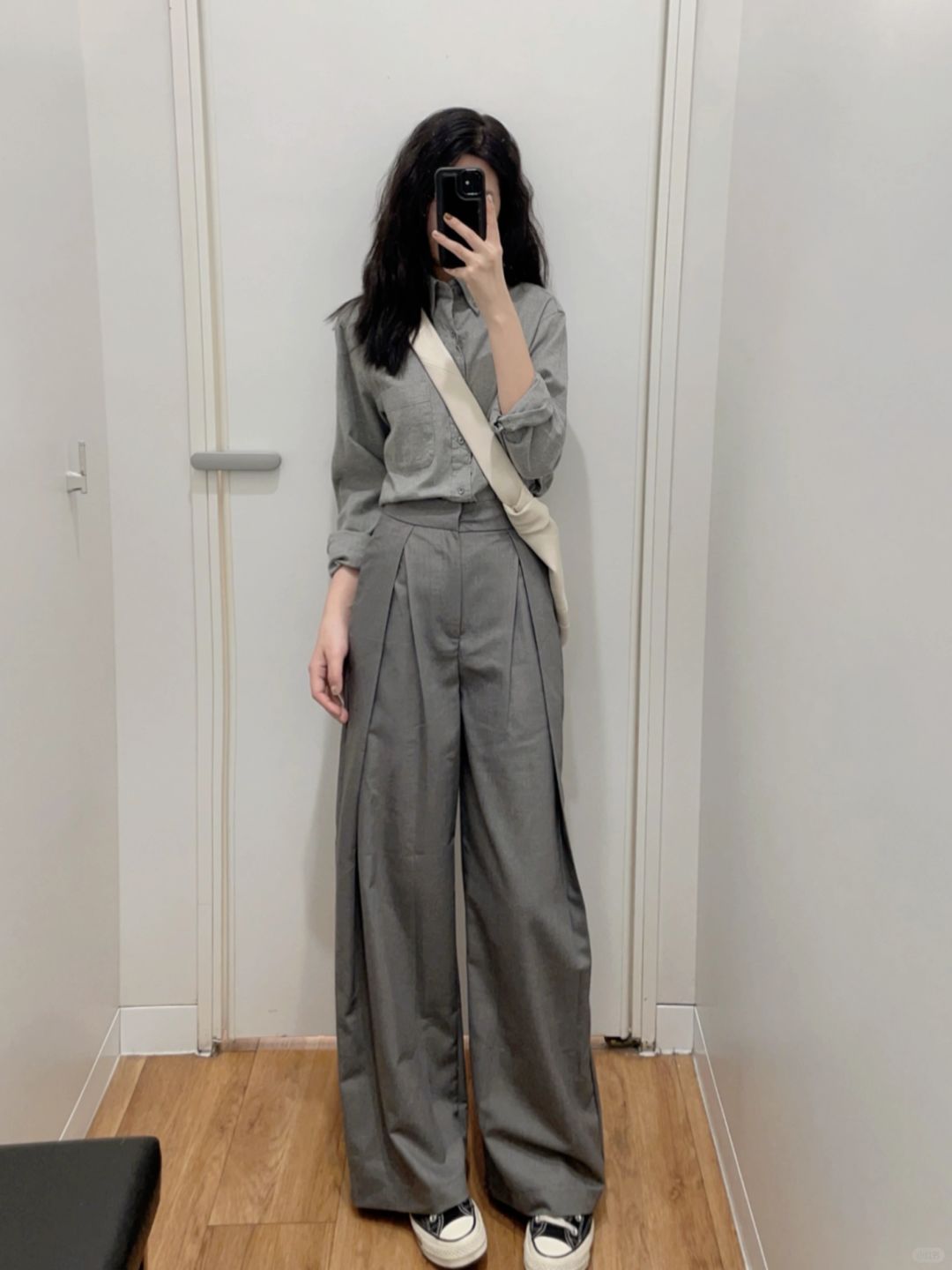 优衣库all grey！雅痞灰穿搭舒服又高级