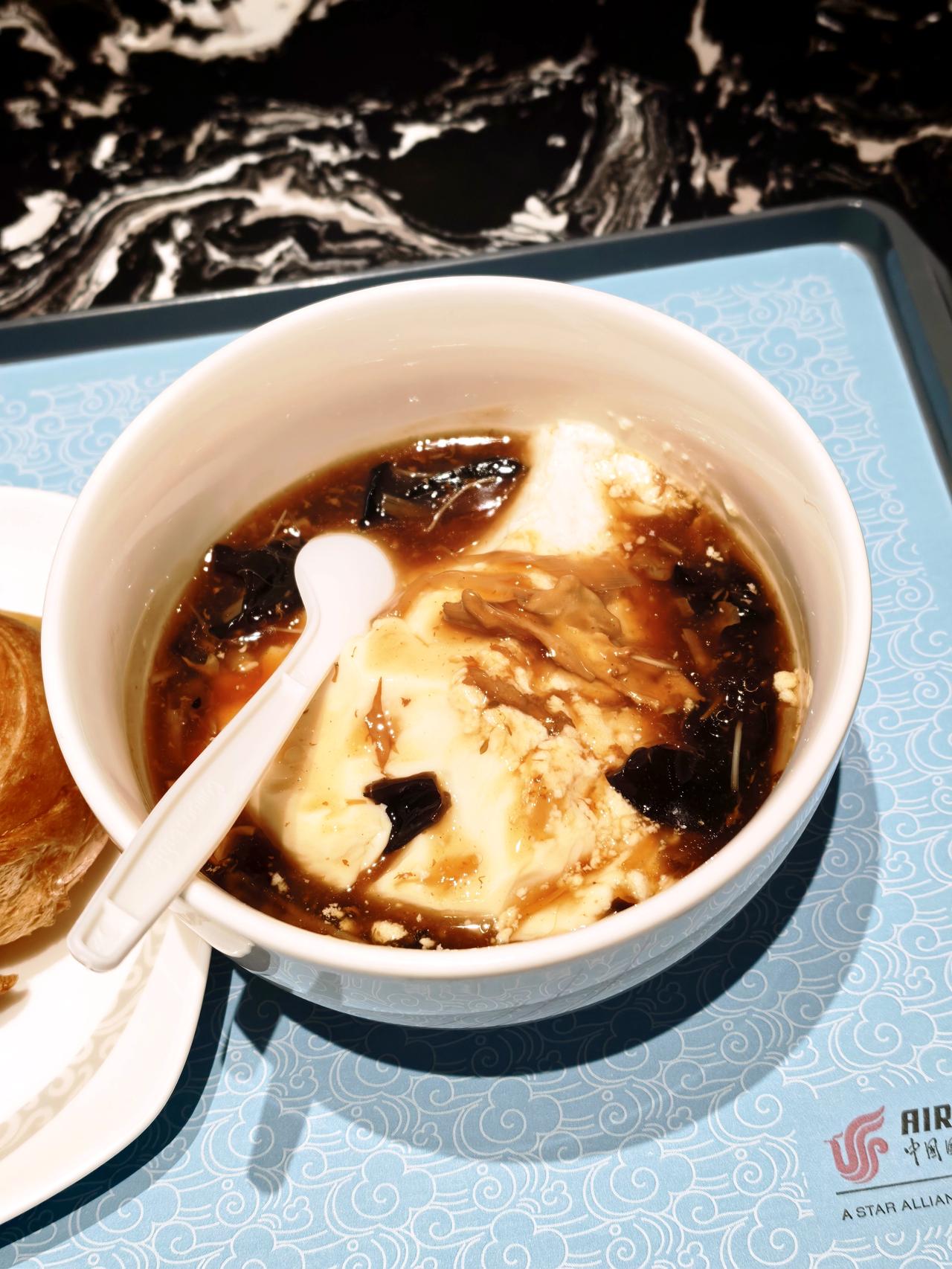 去深圳参加比亚迪技术发布会，3月5日（惊蛰节气）在深圳大运中心体育馆举行。
说是