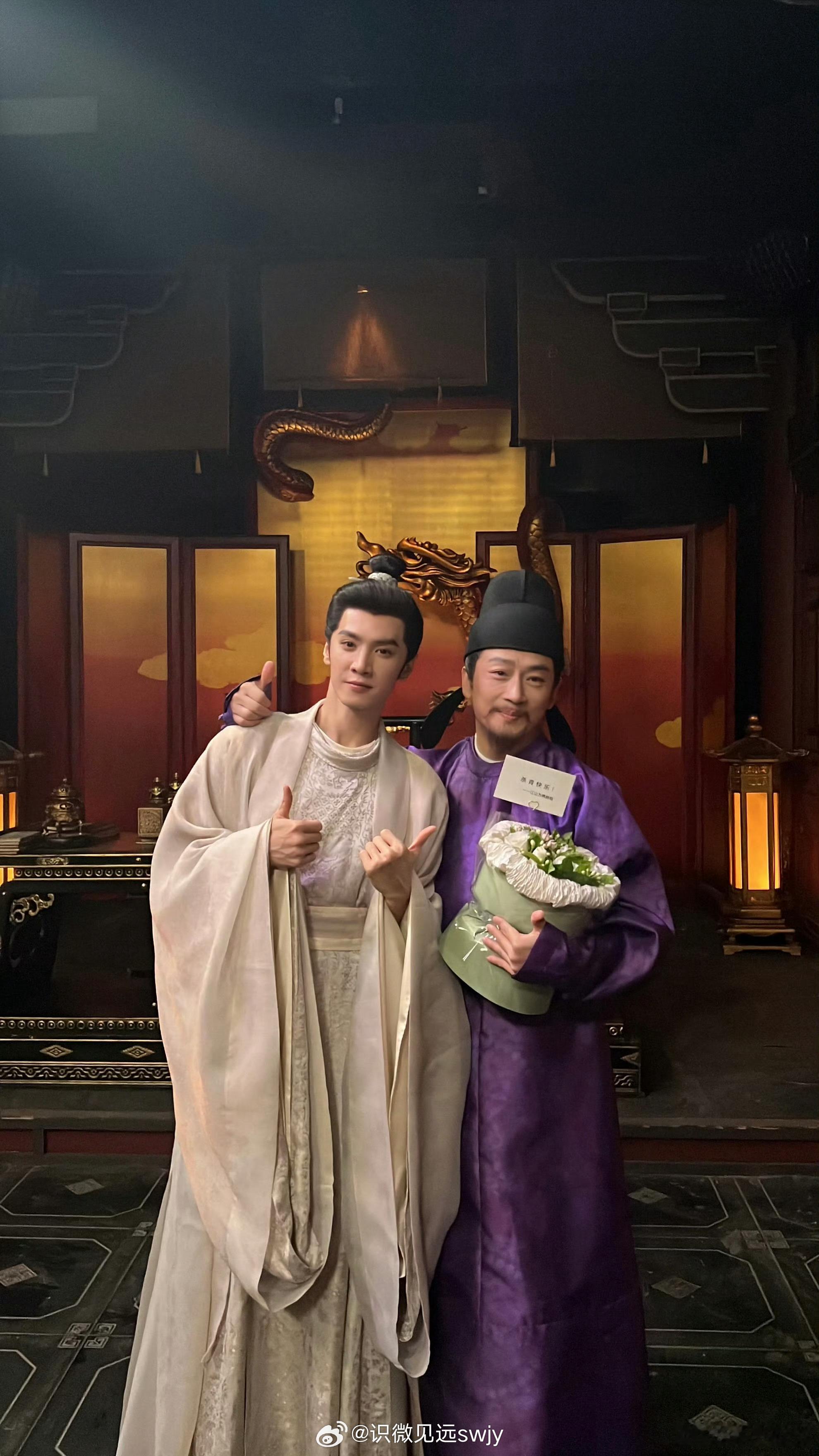 谢谢周斯越，凤随歌，英寡，谢谢陈哲远哲么用心的塑造每一个角色，谢谢段嘉许带我认识