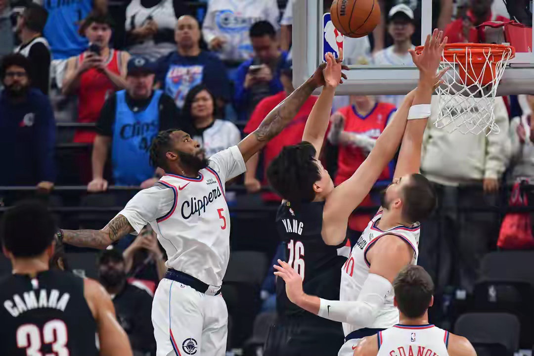 第八第九直接对话！斯普利特：下场打快船是本赛季最重要的比赛NBA篮球 3月30日