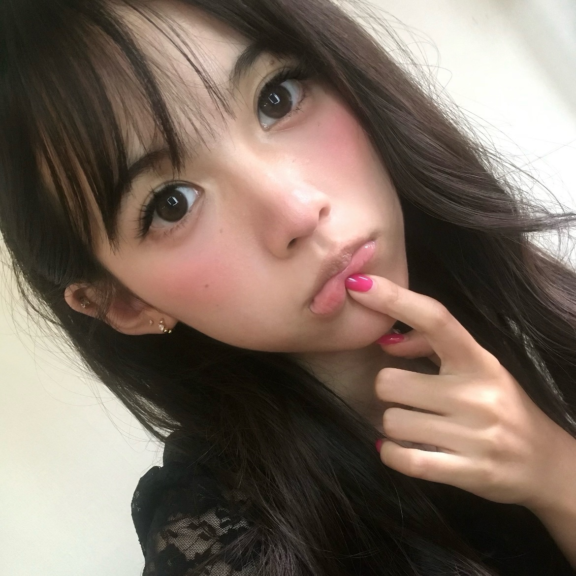 𝑾𝒆𝑪𝒉𝒂𝒕｜棕色系氛围感女生头像分享𝑆𝘩𝑎𝑟𝑒. 🌪️