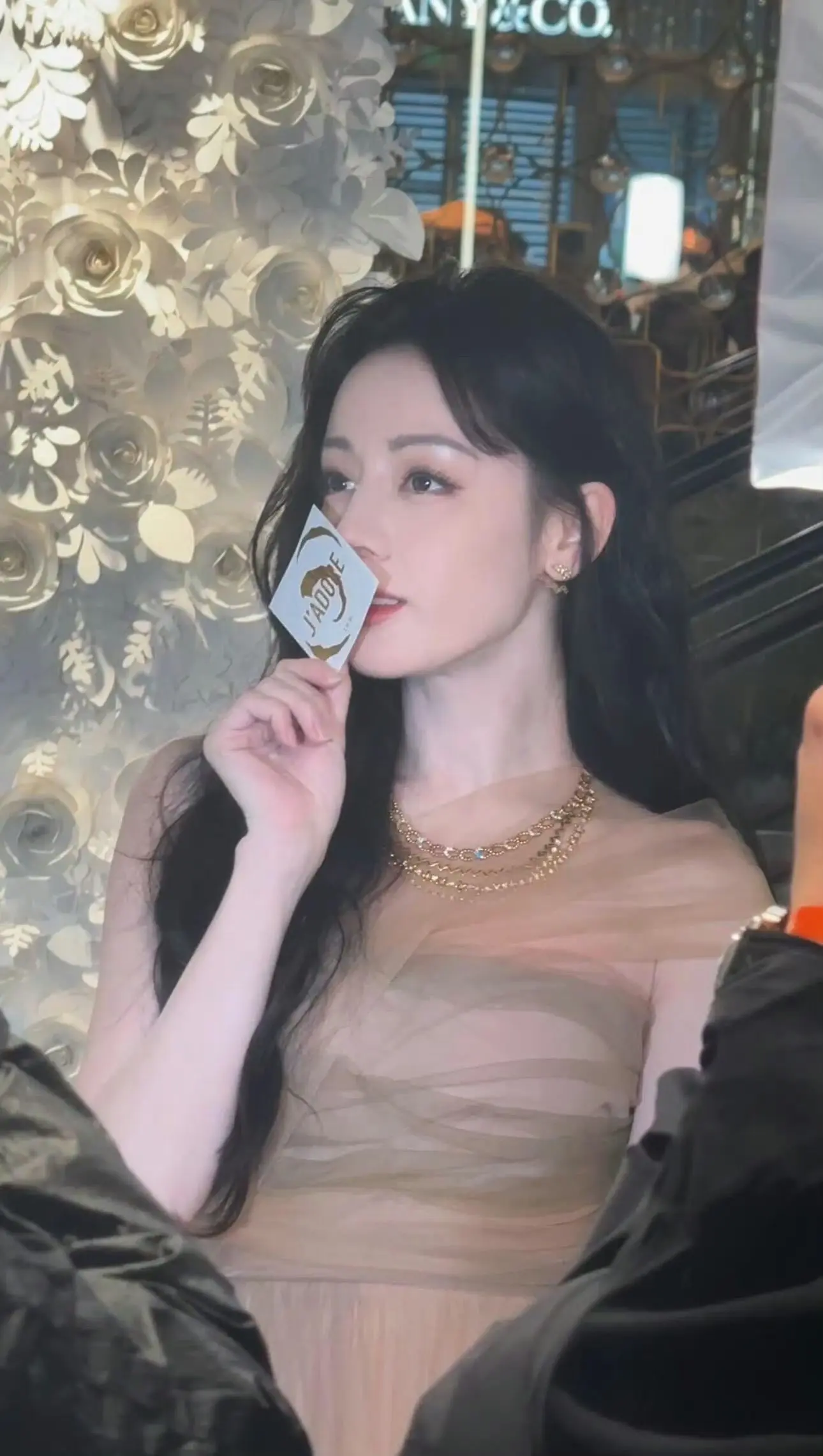 好热，姐姐，你往我杯子里放了怎么😍