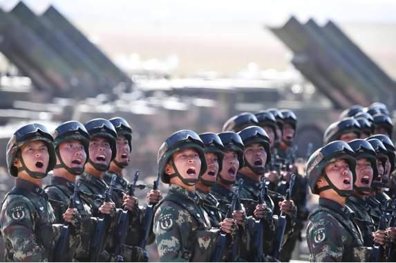 美军能打赢解放军吗？俄媒曾经认为两军差距太大，除了人多，其他全是弱势。

俄媒这