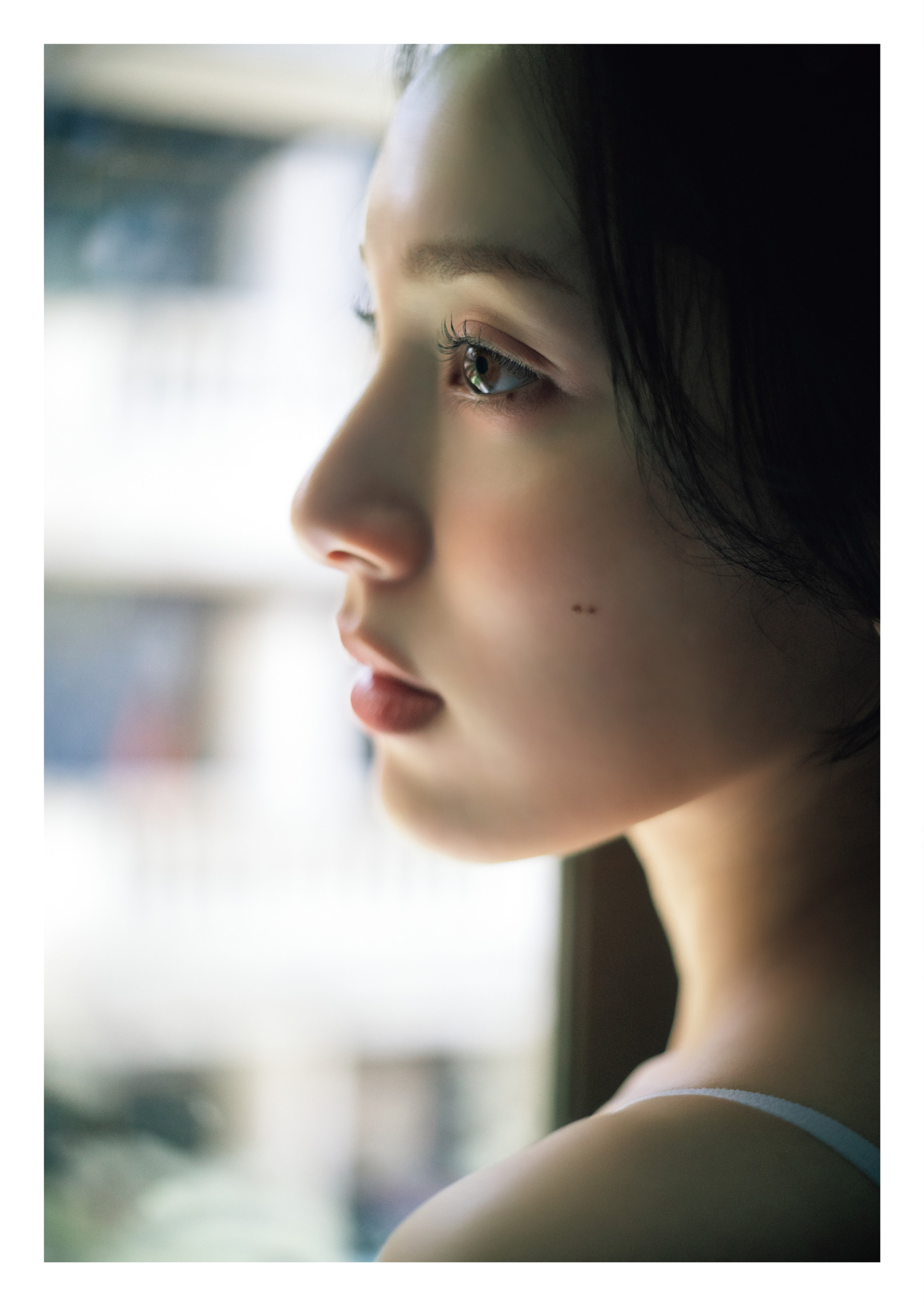 都丸纱也华  4th写真集 10。 ​​​