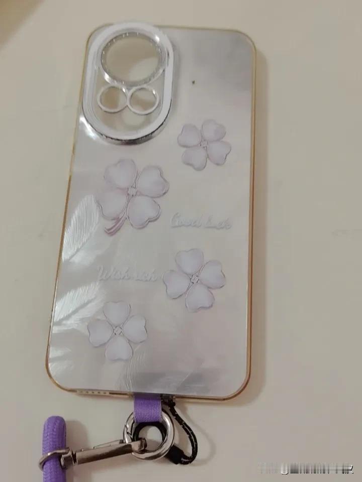 拼多多上东西多，品质有好有坏，质量参差不齐。但是拼多多的售后特别好。退货都是先退