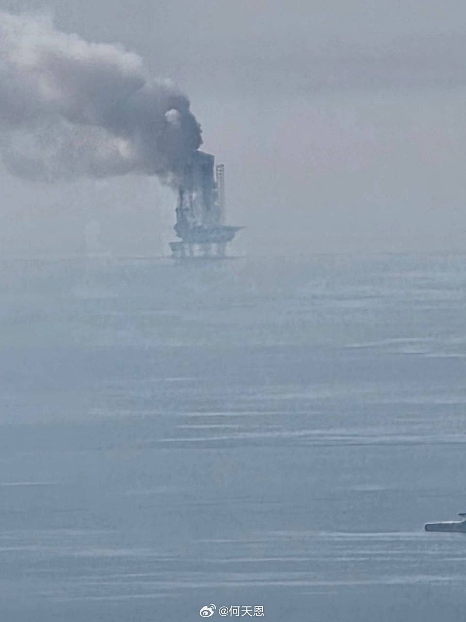 重大新闻： 伊朗已开始对相关石油钻井平台实施打击。一架伊朗“沙赫德-136”无人