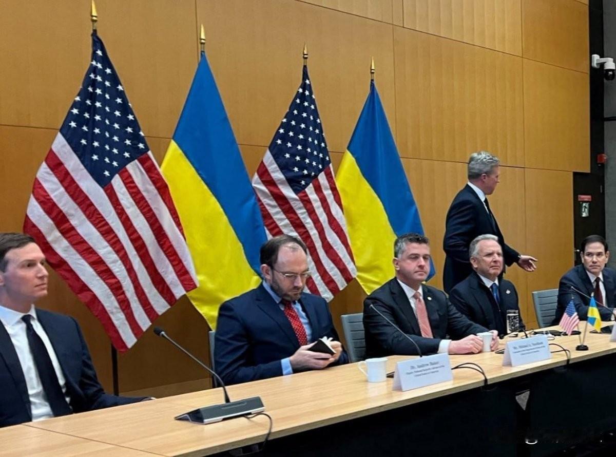 关于美国28点计划始末，总结一下，事情大概是这样的:

美国在没有任何征兆的情况