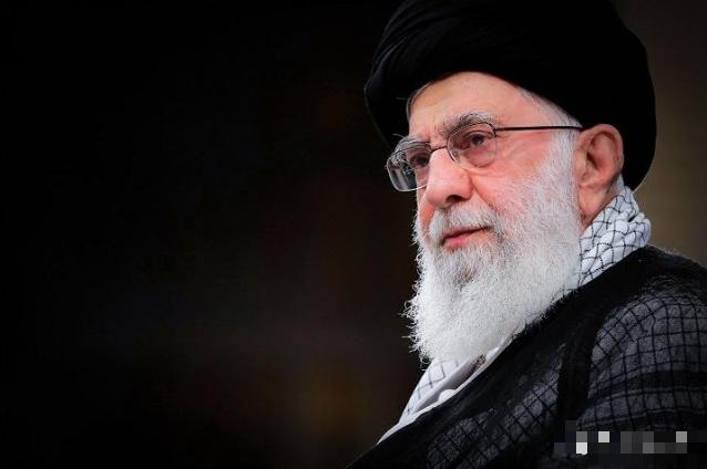 伊拉克什叶派领袖西斯塔尼发布教令：为保卫伊朗伊斯兰革命进行集体圣战。
 
据伊朗