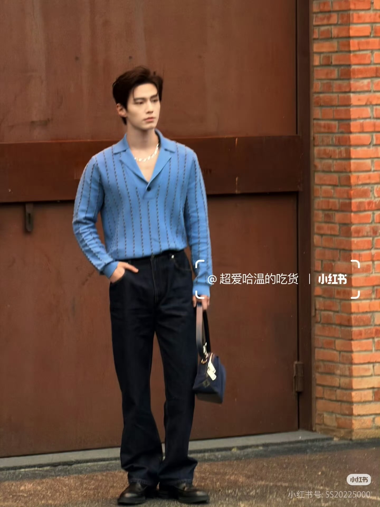 孟子义、何与今日景德镇Fendi活动造型 