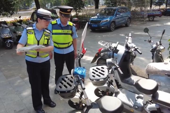 电动车在生活中的重要性，交警严查的“2个”原因很简单
 
对咱普通老百姓来讲，电