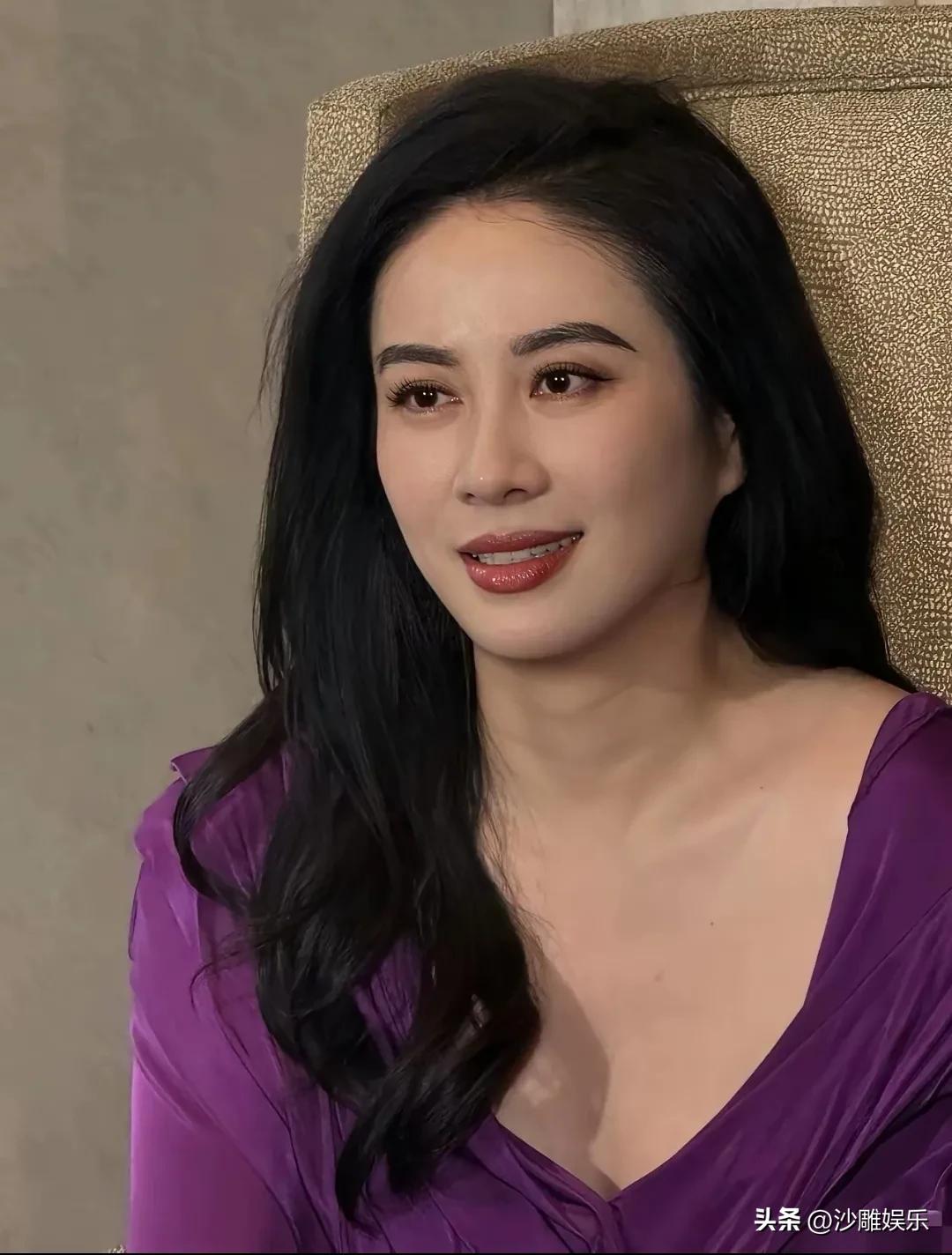 叶璇，正面硬刚！

3月13日深夜，叶璇突然冲上了热搜。这一次，不是因为她曾经的