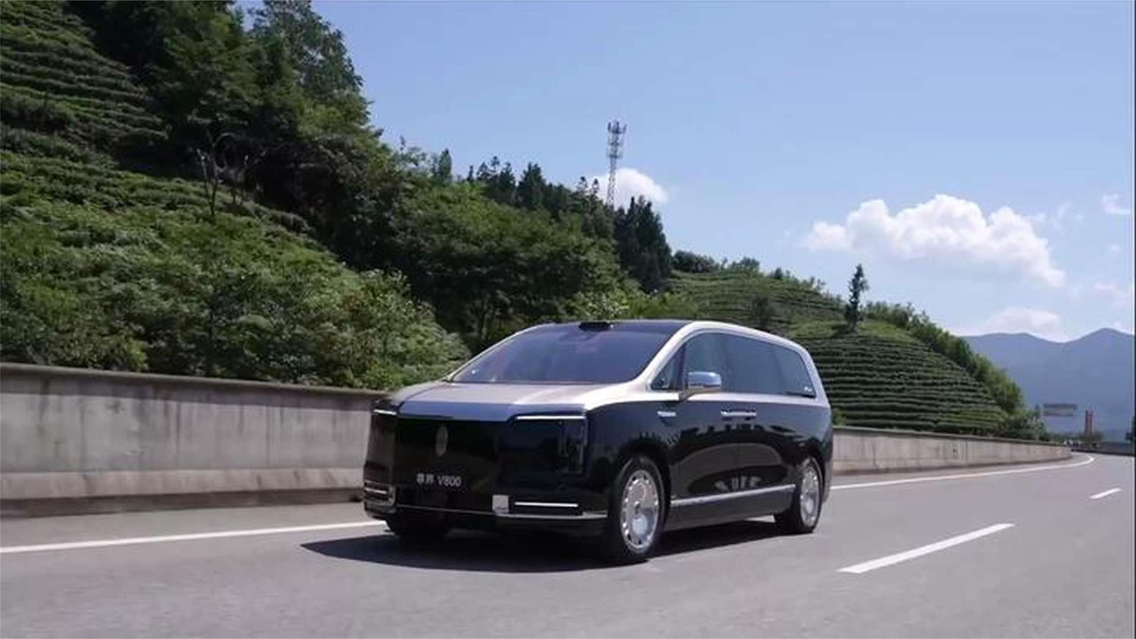 尊界V800刹车踏板支架断裂，江淮汽车回应称已核查#社会百态