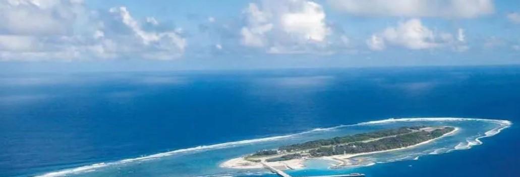 这条短信打了谁的脸？2月21日，菲律宾参议员洪蒂佛罗斯和海岸警卫队发言人塔里拉一