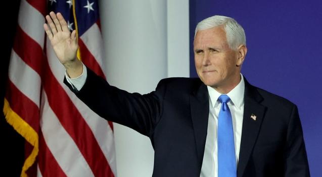 迈克·彭斯（Mike Pence）称隐瞒五角大楼负责人住院的事实是不可接受的

