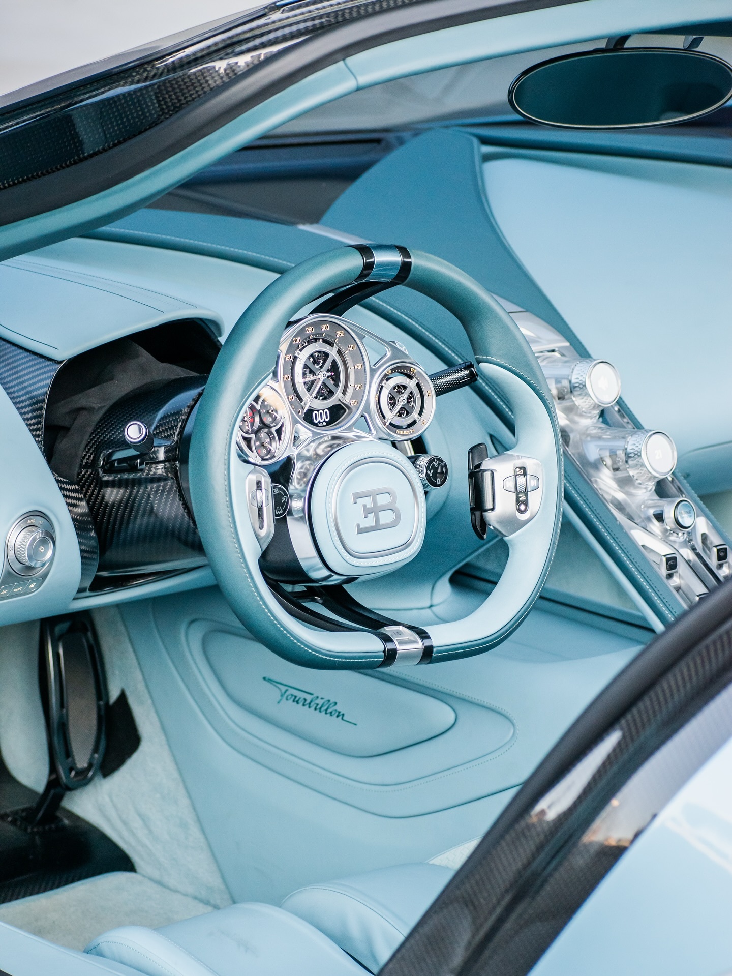 Bugatti Tourbillon布加迪布加迪tourbillon 这个仪表只
