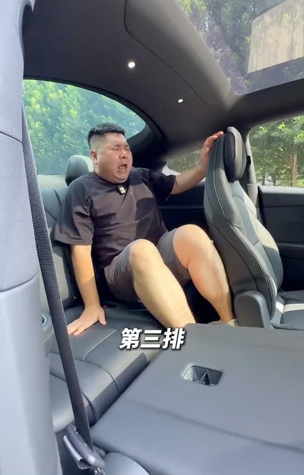 应该庆幸特斯拉Model YL没有做5100mm以上的车长，没有做三排的舒适性和