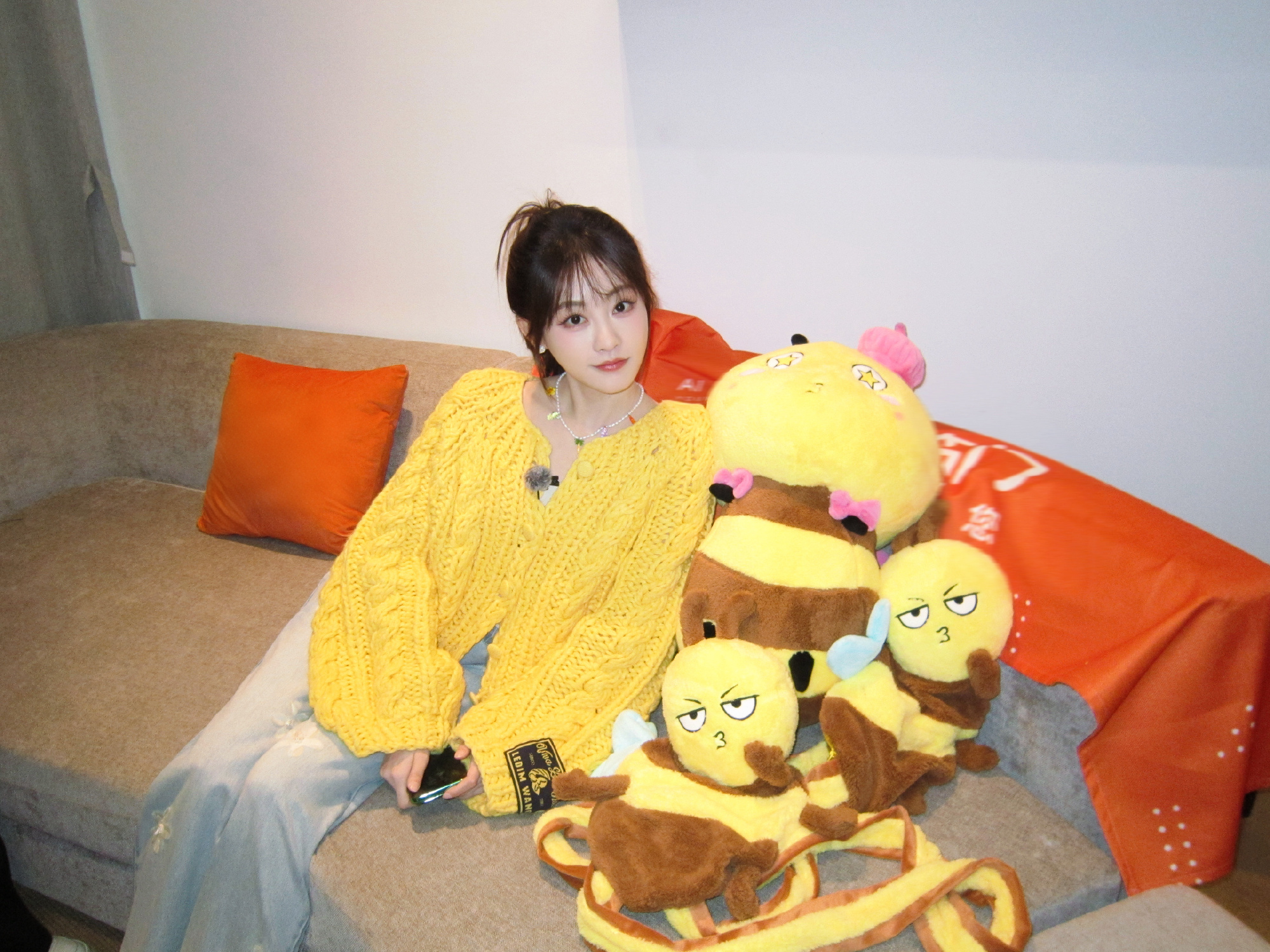 祝绪丹这只小蜜蜂～ 🐝 