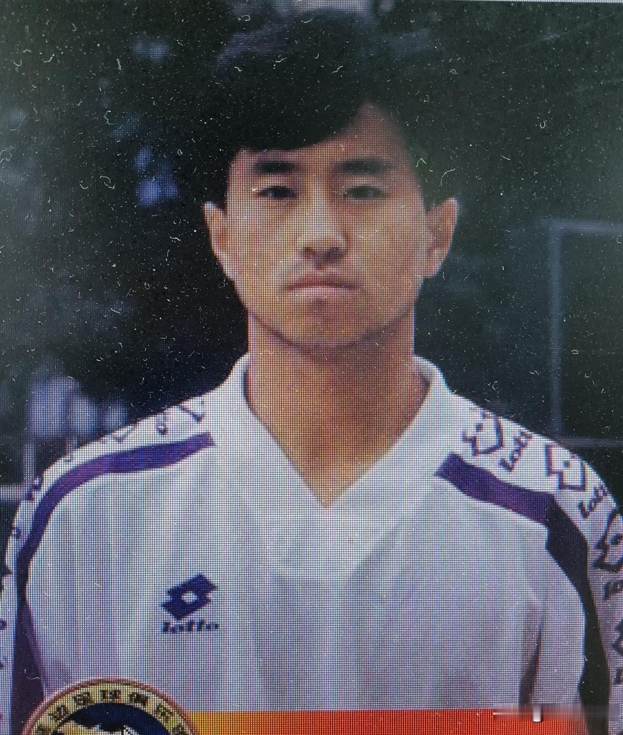 还认识这位我国朝鲜族足球名宿么？甲A联赛1997赛季在延边队主教练崔殷泽得提携之