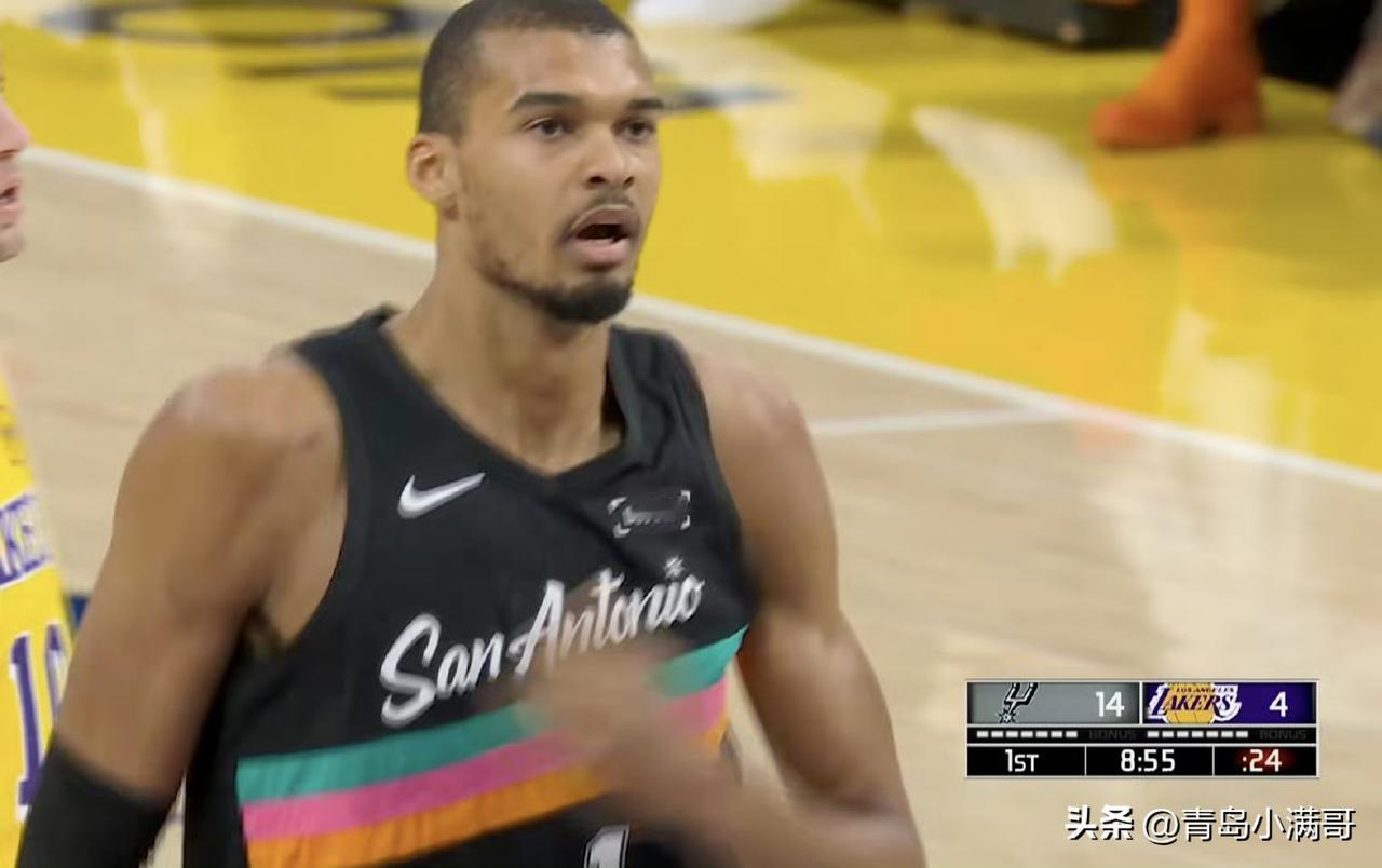 湖人今天要被爆啊！！！文班亚马一人打爆湖人队！

马刺客场挑战湖人的比赛已经开始