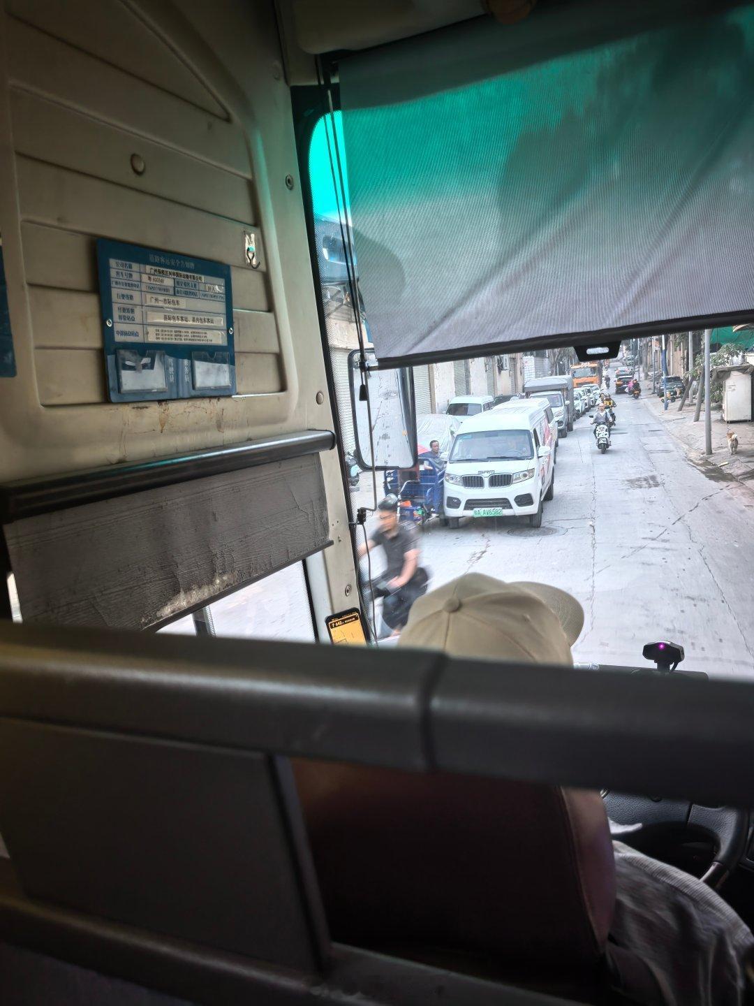 小鹏P7这次太全面了晚高峰出发去发布会会场，感觉这段路很适合小鹏P7第二代VLA