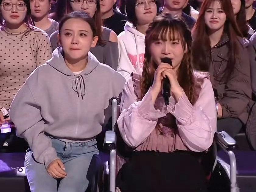 声鸣远扬 眼泪拌饭声鸣远扬歌声里藏着太多故事与深情，听着听着就湿了眼眶，这不是悲