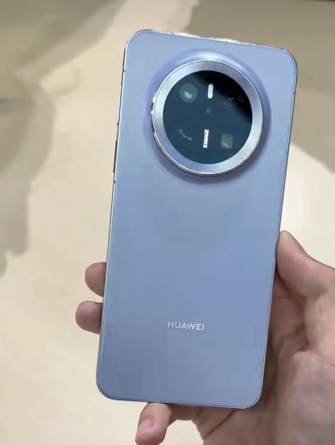 可能不是华为的错，而是我的问题，我看了两天还是觉得mate70这个外观太难看了。