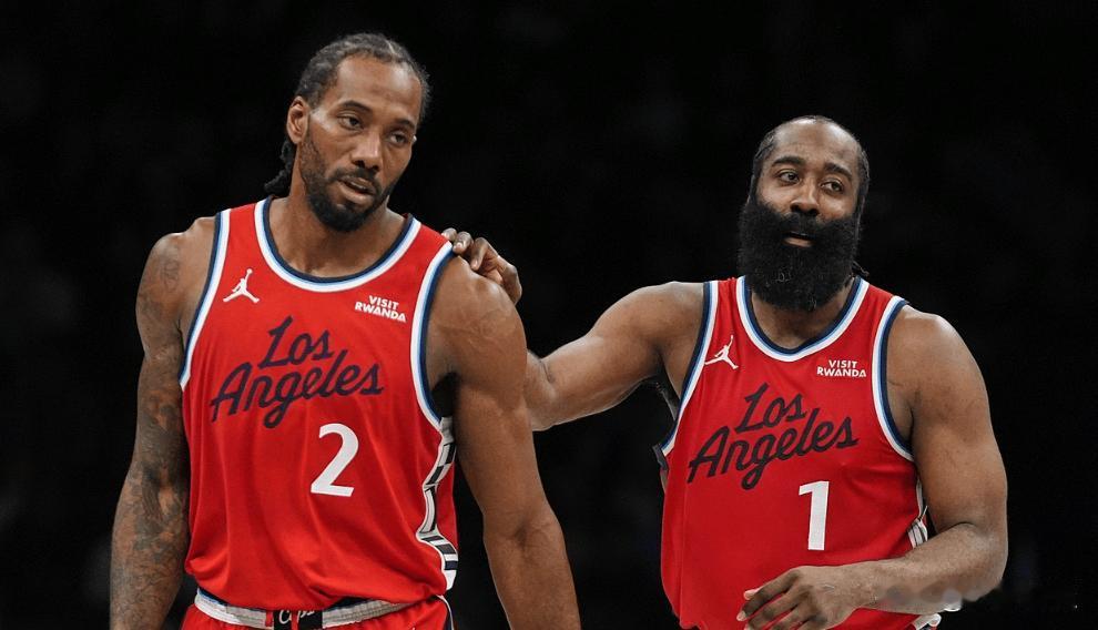 全明星哈登跟伦纳德一个都没进？洛杉矶真就只有湖人一个球队啊？[黑线]

快船不才