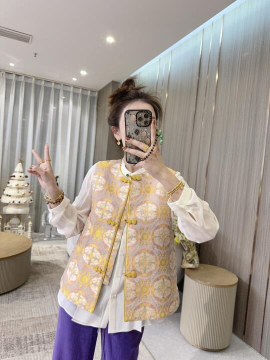 最近忙碌~发发穿搭~