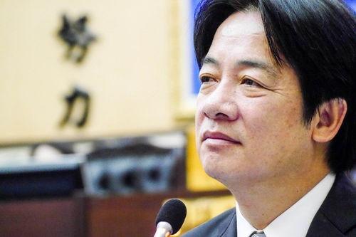 “台独’”分子赖清德宣布

8月17日，赖清德在听取“年度总预算”简报后宣布：明