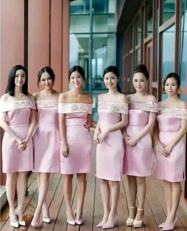 陈妍希当年的伴娘团可以算是伴娘界的天花板了吧 ​​​