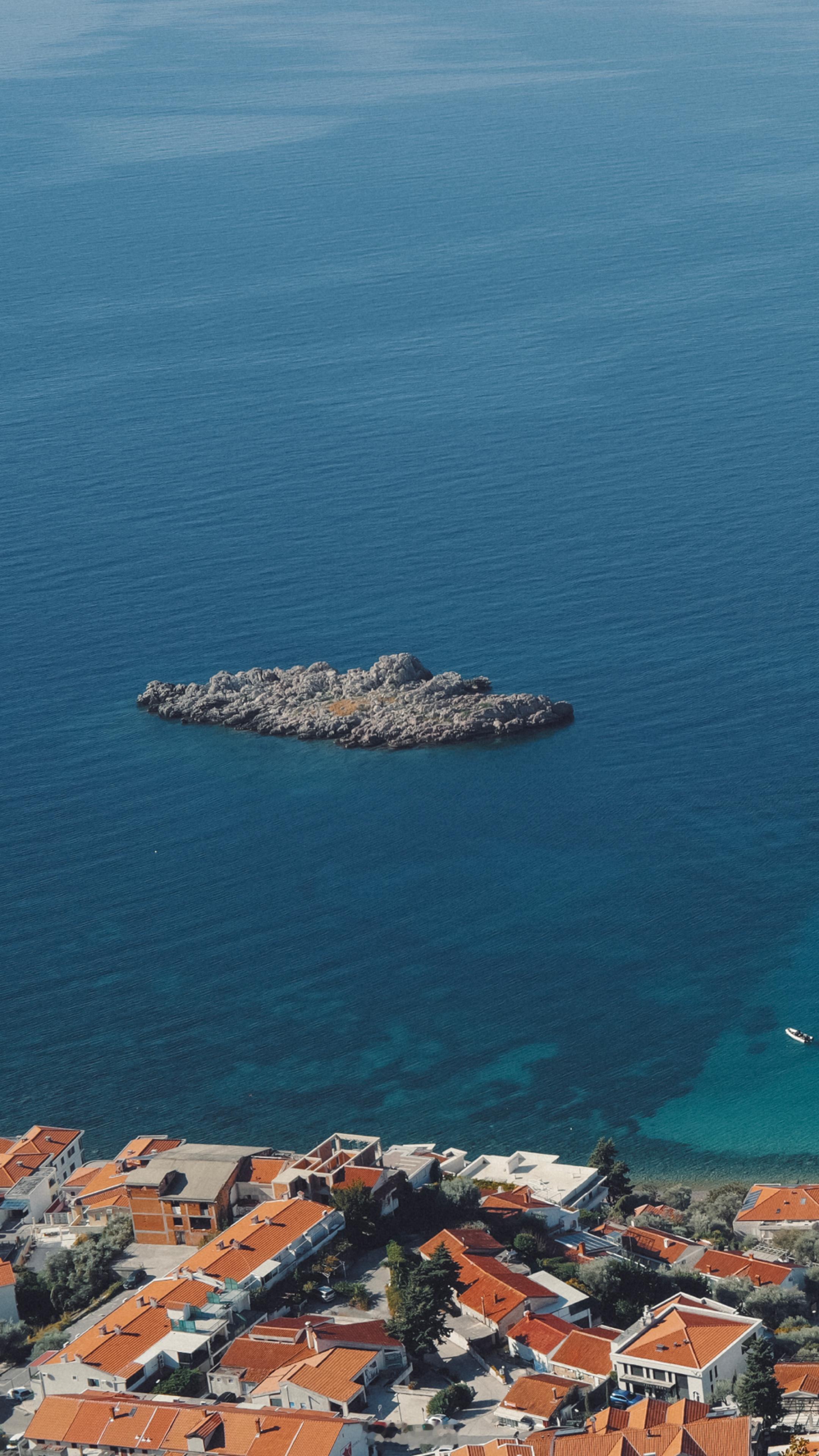 Sveti Stefan，可能是黑山最具辨识度的地标性景观800 年前这里最初是
