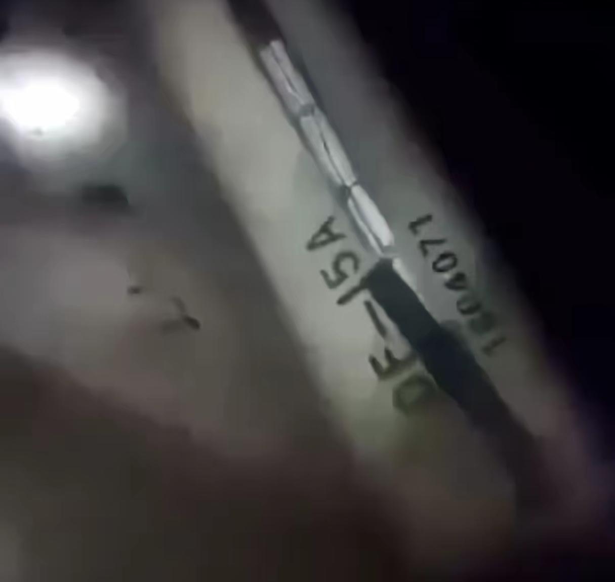 也门境内发现疑似东风15A，政府军精锐部队指挥官向胡塞武装投降
这两天也门的局势