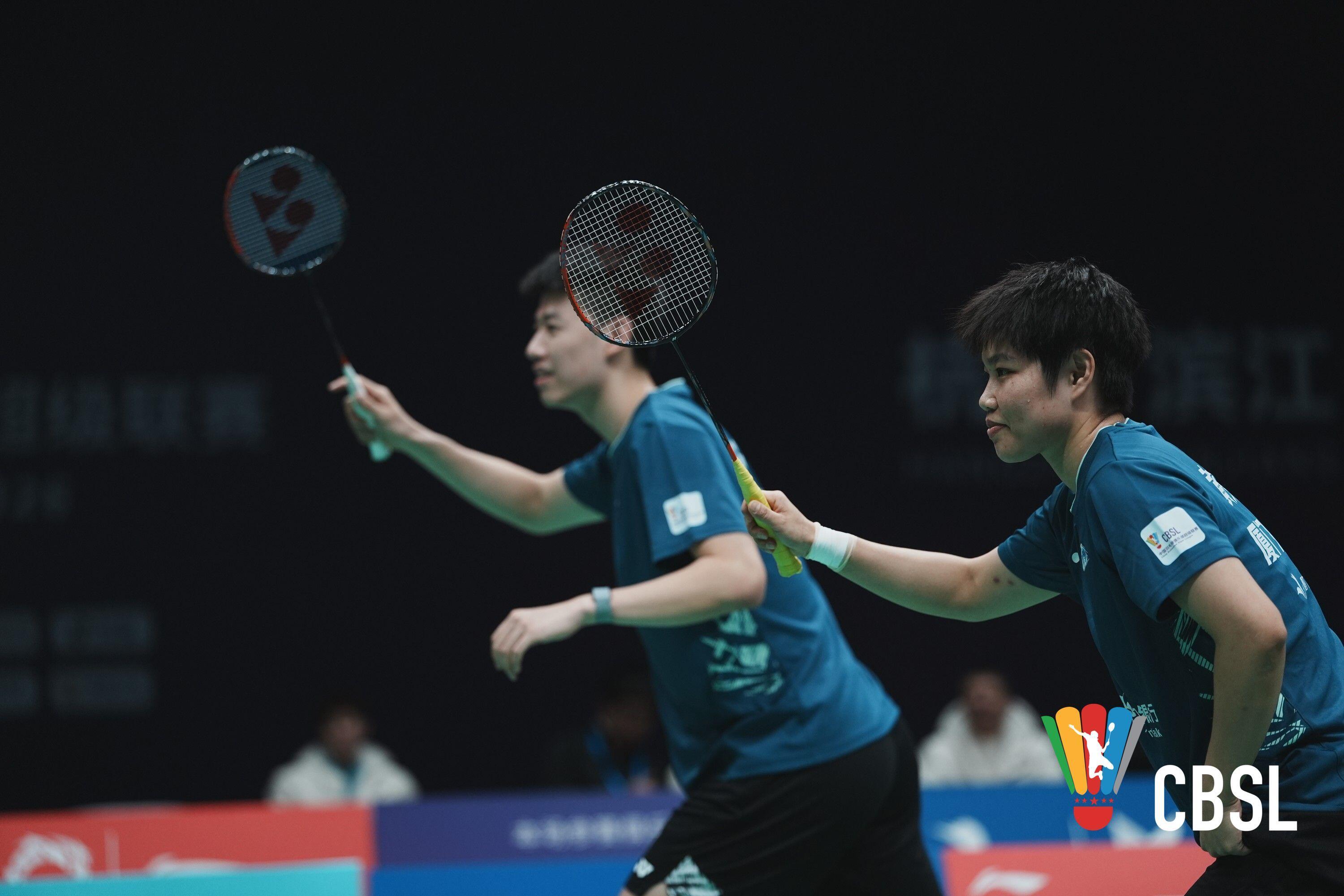 昨天的图，黄东萍乐呵呵的 