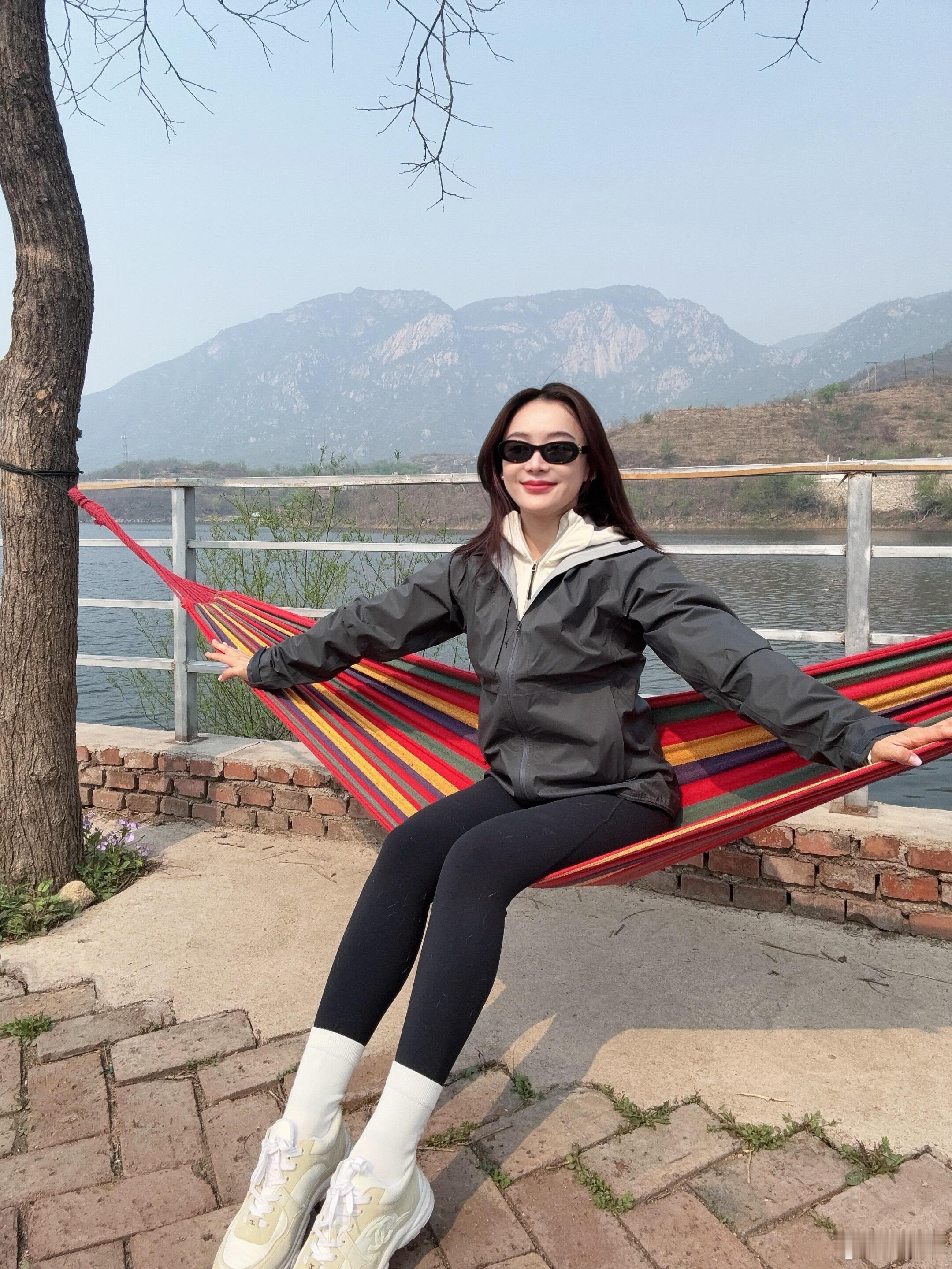 袁姗姗 🍃 春游瑜伽裤穿搭 