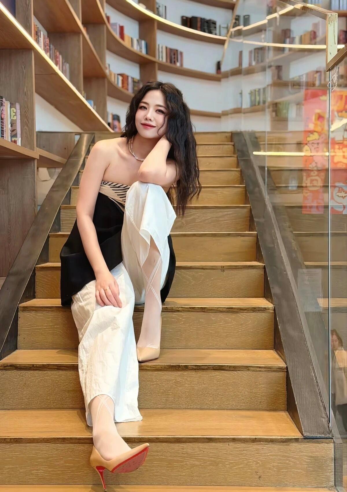 随拍[比心][比心]有什么舒服好看的女生穿搭 女生的穿搭风格