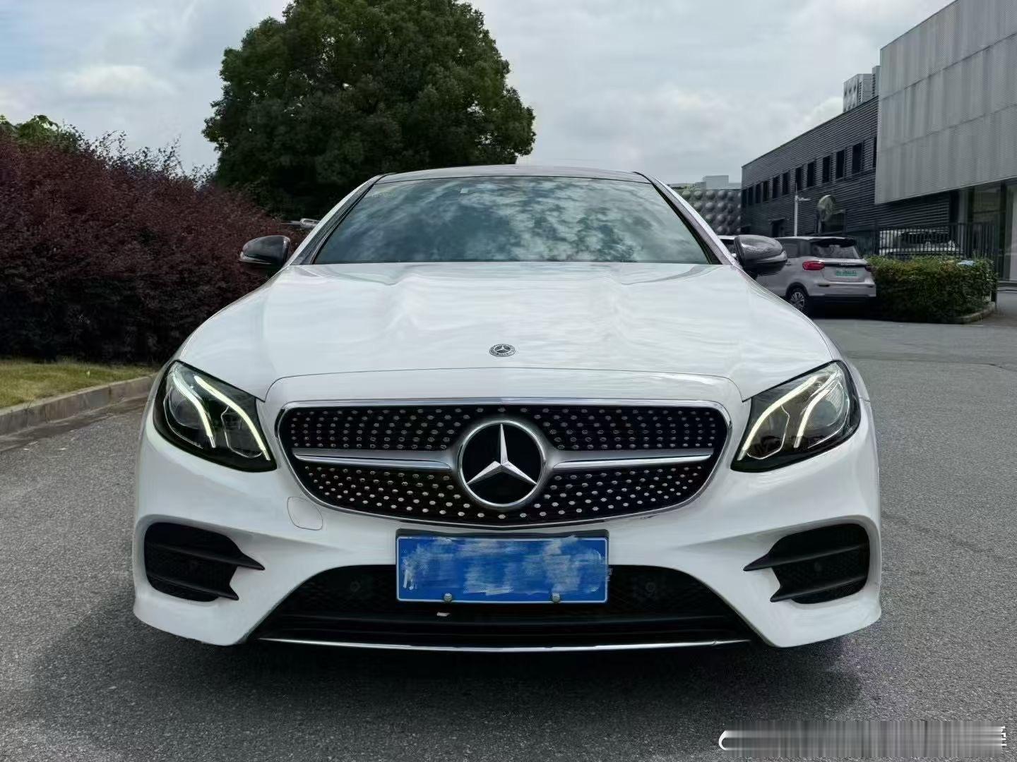 2019年 进口奔驰E200 coupe 2.0T两门轿跑 完美颜值 老少通吃 