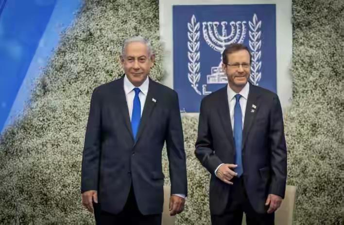 一场伊朗战争，让内塔尼亚胡无人不晓，他这个总理的风头都盖过以色列总统了。