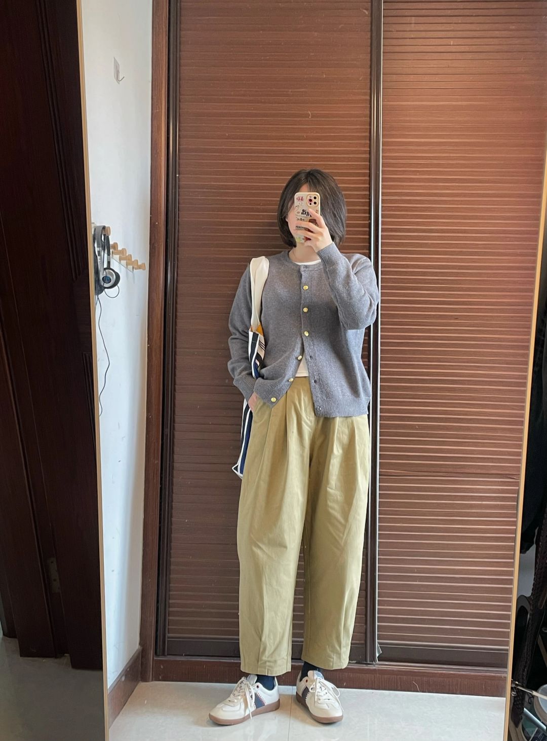 开衫＋阔腿裤是最舒服的搭配了💕