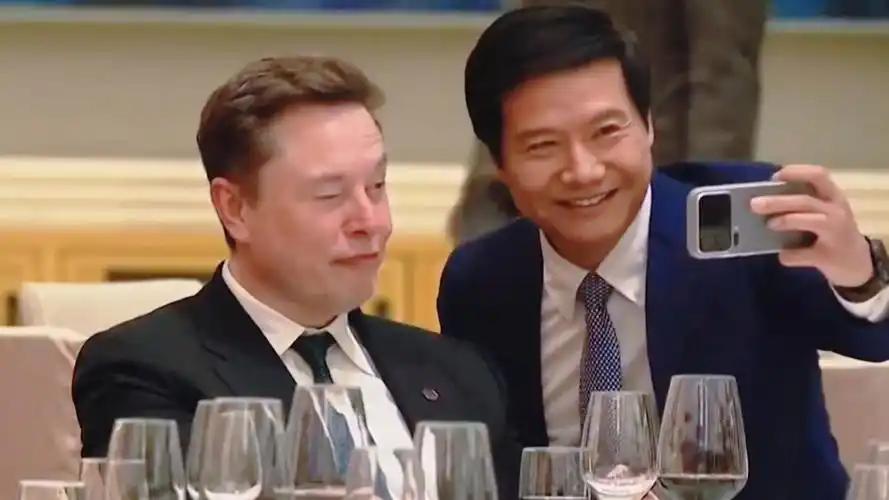 [浮云]三十位美国商界巨头跟着特朗普总统一块儿出访，这事儿背后的意义相当深远。这