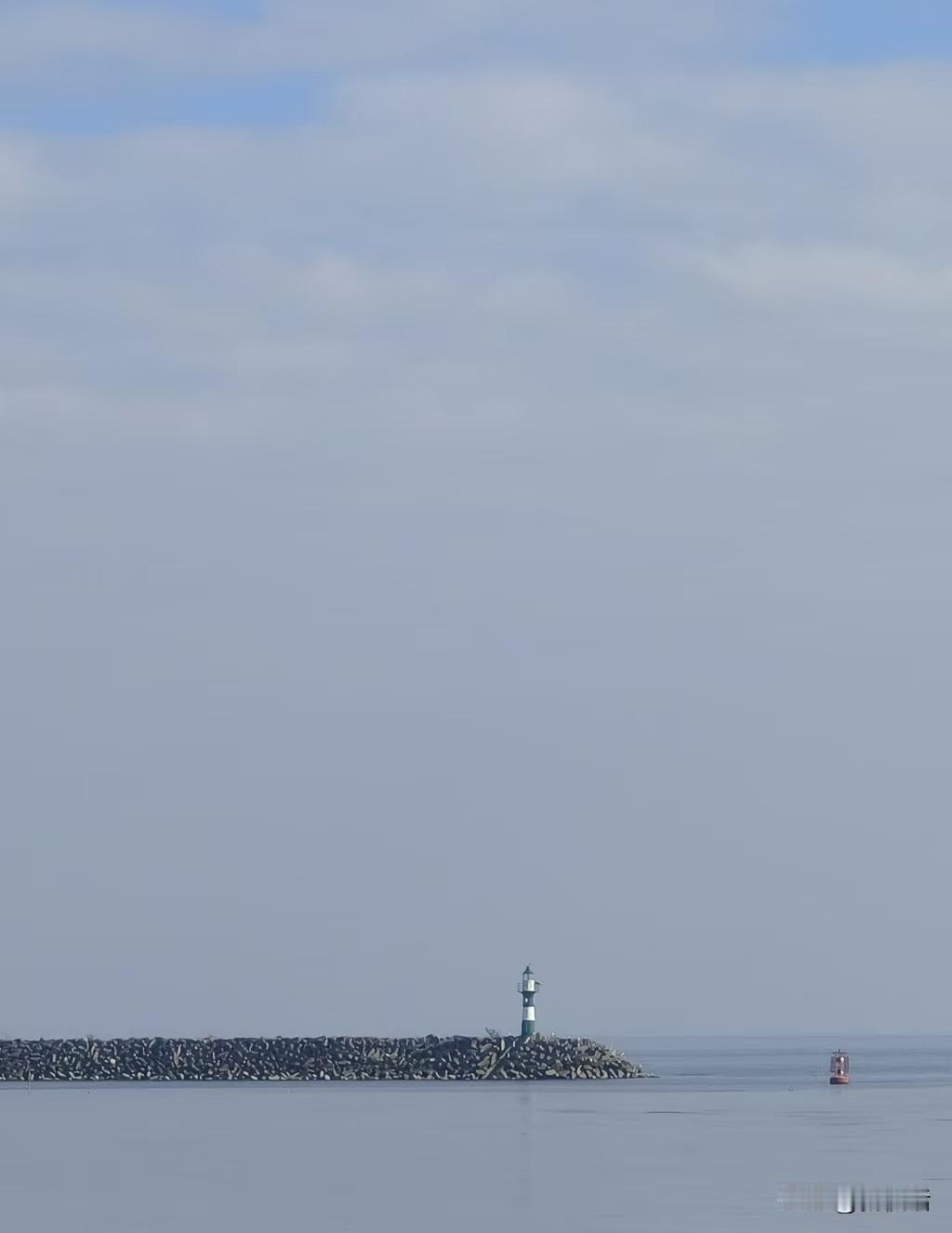 大多六十年代七十年代生人，都陆陆续续开启了属于自己的“余生模式”。
这辈父母比上