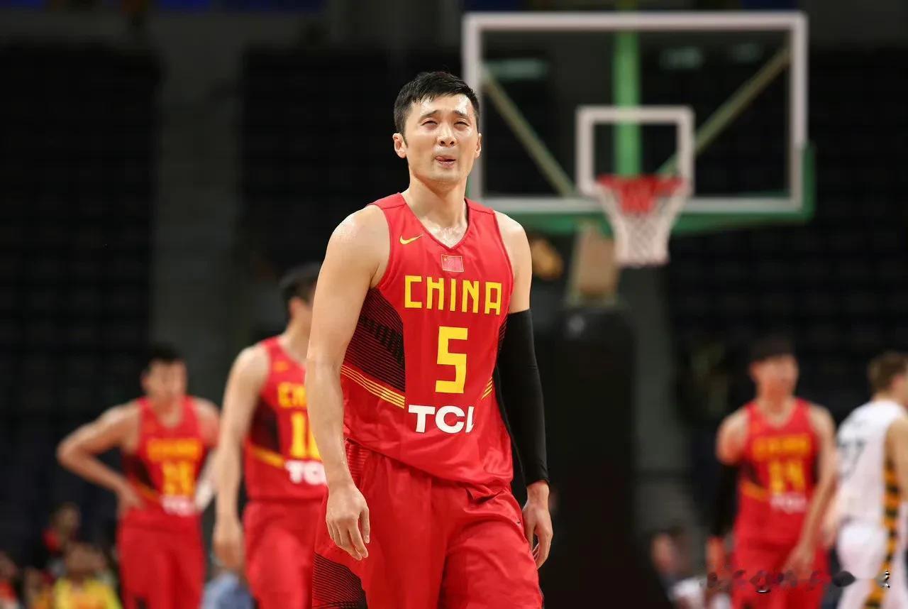 前中国男篮球员刘炜将出任新疆男篮主教练一职！
值得一提的是刘炜在球员时期曾在新疆