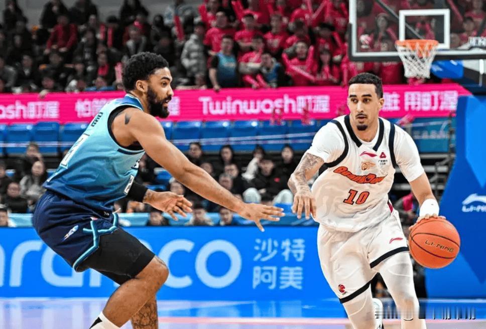 连克辽粤！宁波男篮本赛季战胜广东&辽宁，刷新队史胜场记录

2月1日消息，CBA