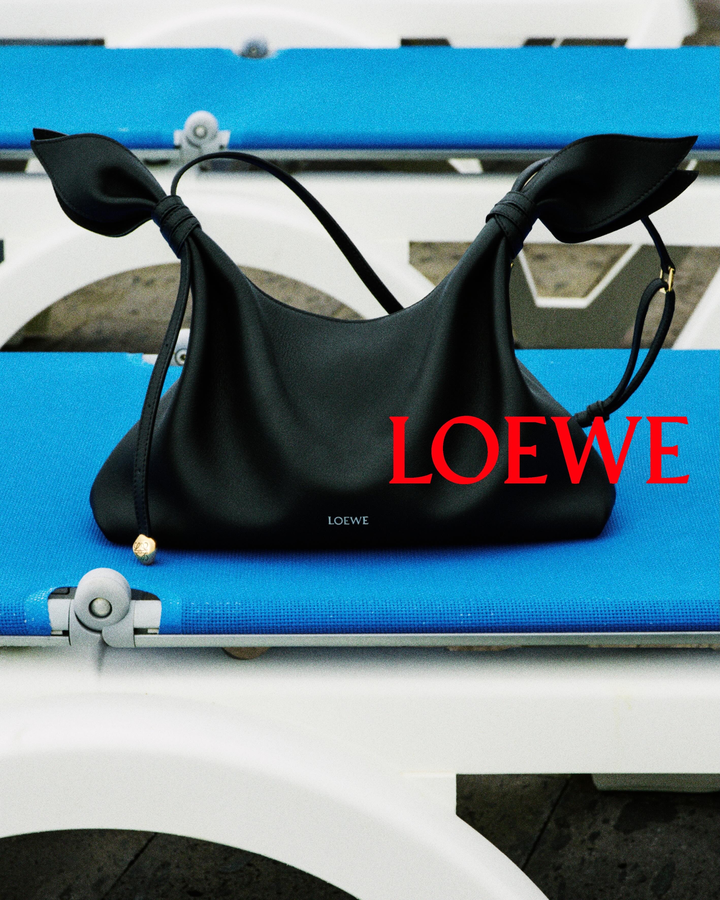 LOEWE Fall Winter 2026 precollection. 摄影